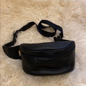 VINTAGE COACH FANNY PACK